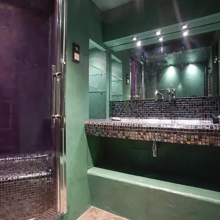Original Apt With Hammam Montparnasse Paryż
